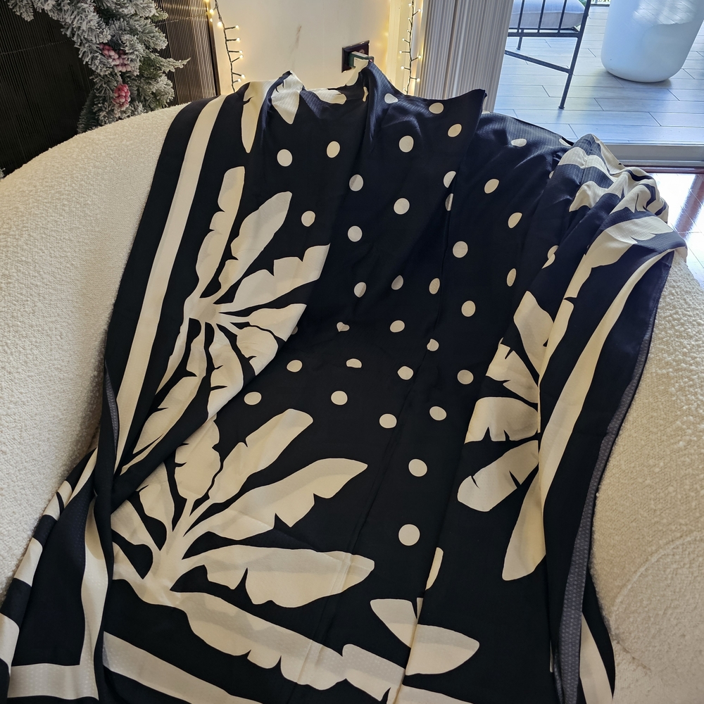 NWT $550 Johanna Ortiz La Jungla Shawl Pareo Silk One Size